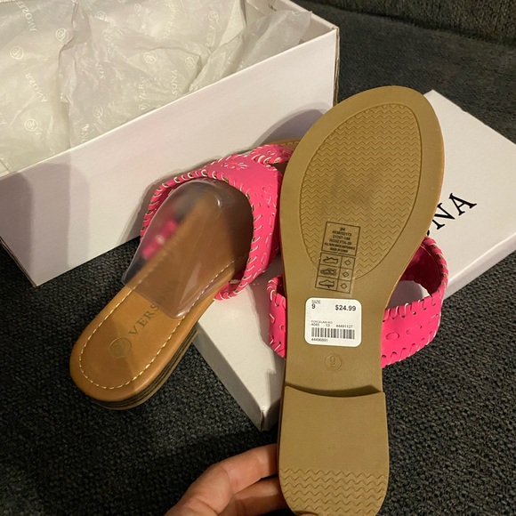 Brand new Hot pink Versona sandals size 9 - Picture 3 of 5